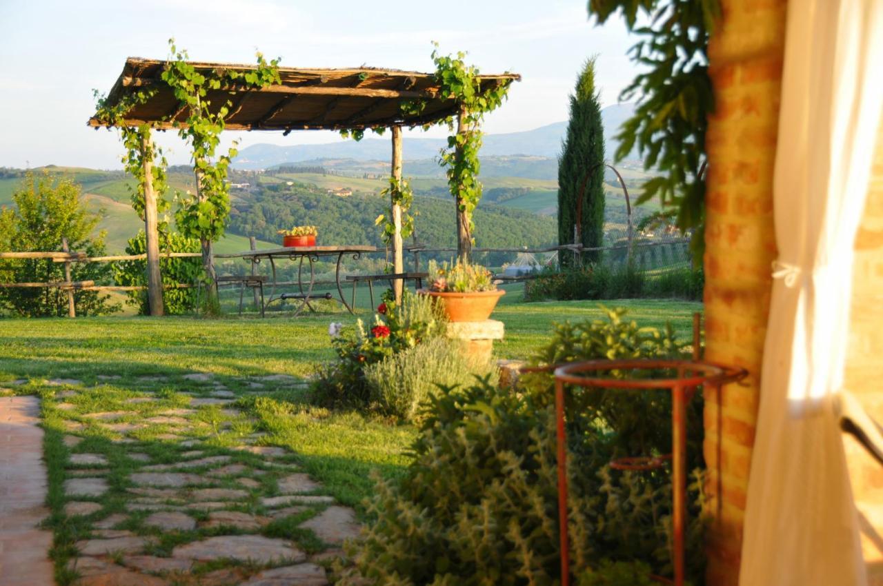 Agriturismo Monsole - Montalcino Buitenkant foto